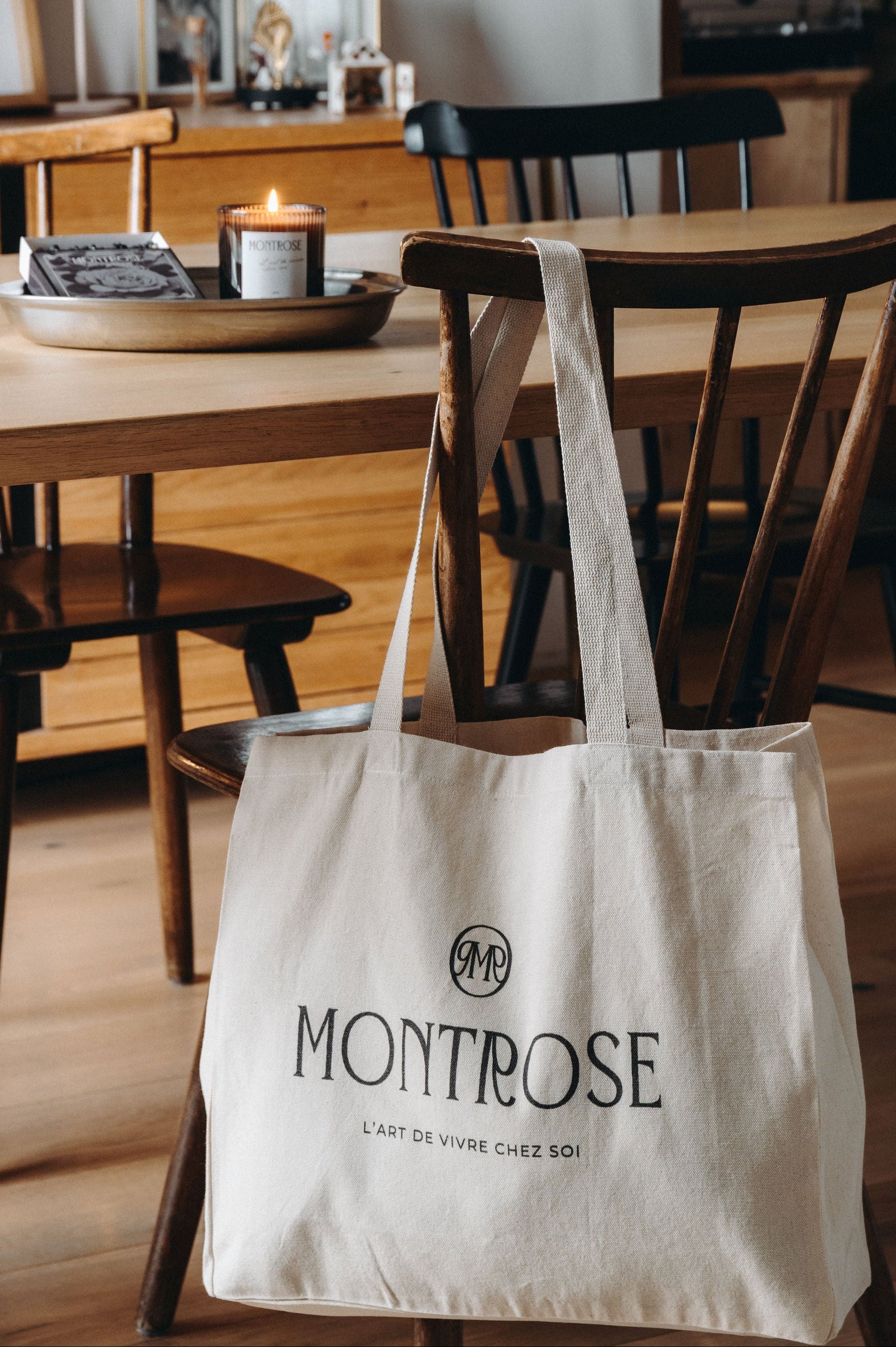 Tote bag